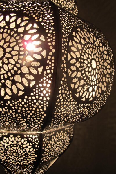 2 Stück Lampen-Endkappen In Gold – Orientalische Dekoration Mit Glückssymbol, Für Lampenschirme